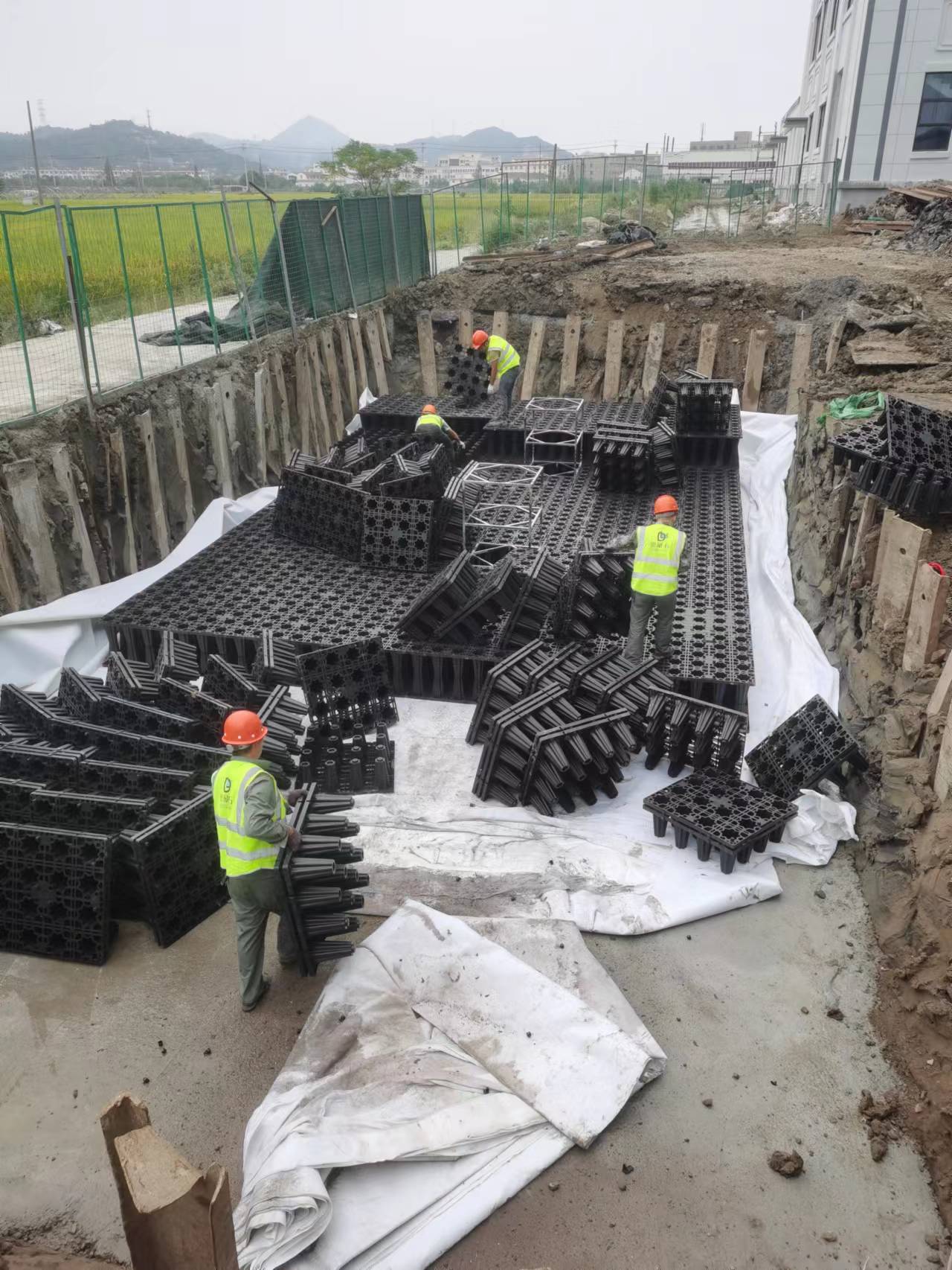 1666159759192811.jpg 2.jpg