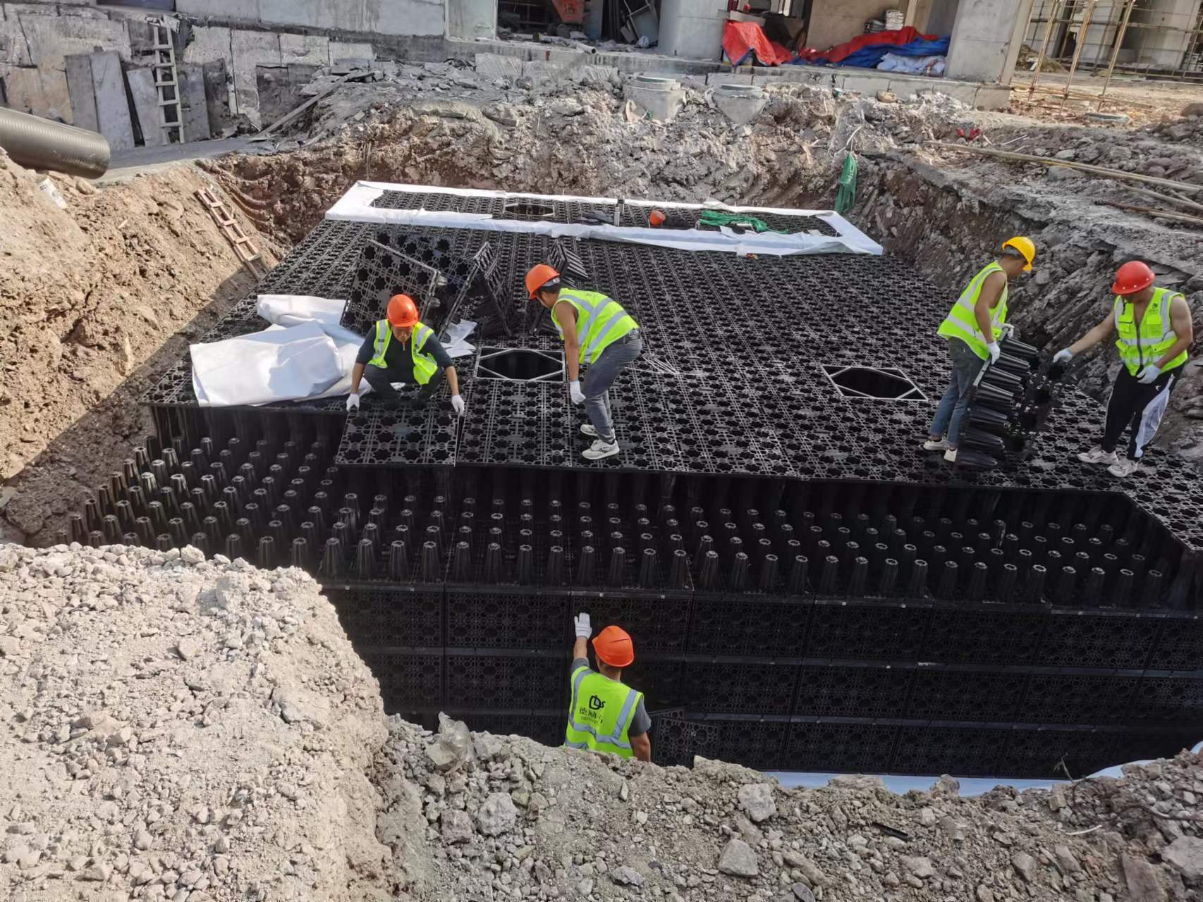 1670983147501489.jpg 5.jpg