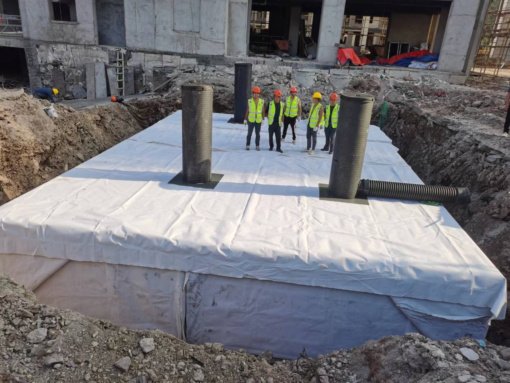 1670983153104753.jpg 6.jpg