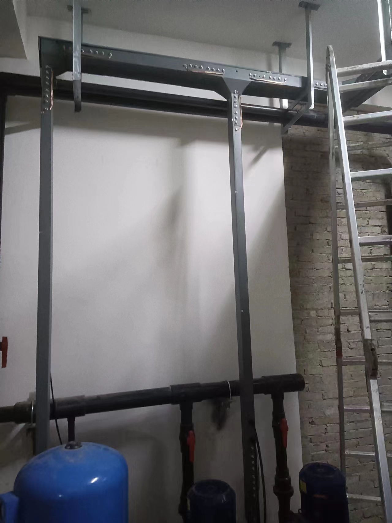 1676424811835842.jpg 2.jpg